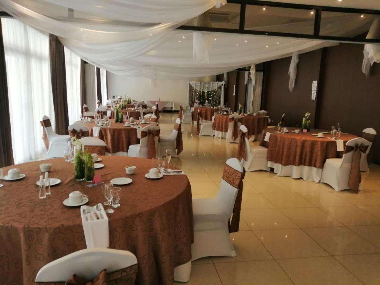 Hotel Y Restaurante El Guarco Cartago Dış mekan fotoğraf