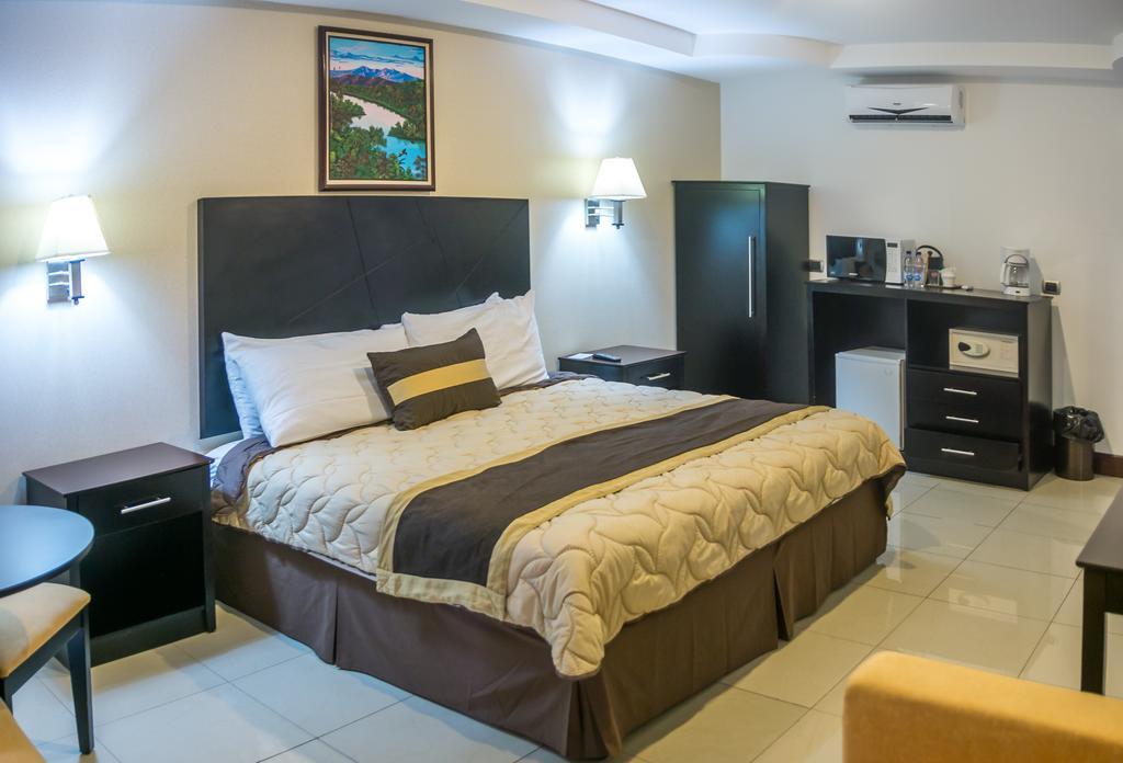 Hotel Y Restaurante El Guarco Cartago Dış mekan fotoğraf