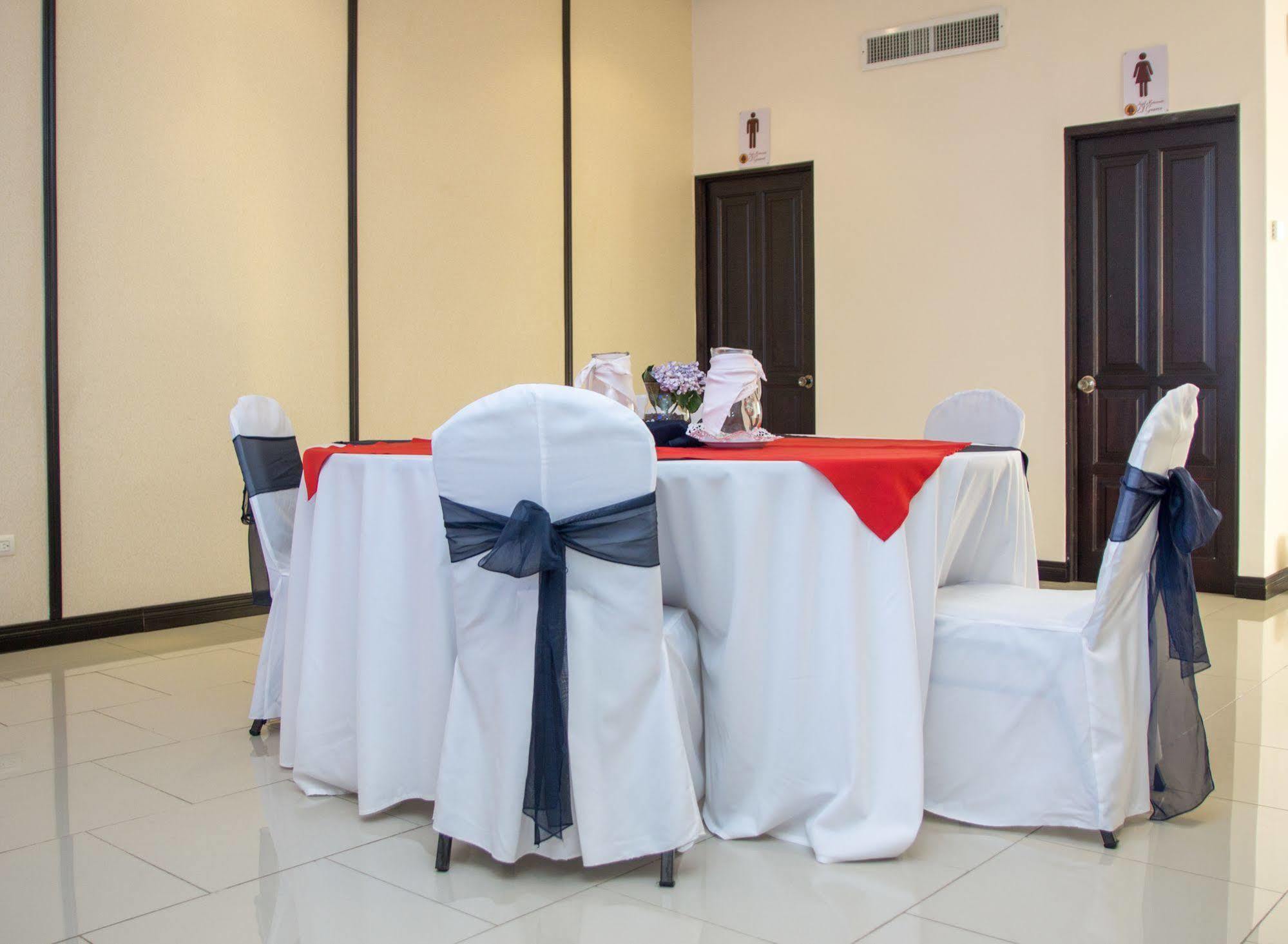 Hotel Y Restaurante El Guarco Cartago Dış mekan fotoğraf