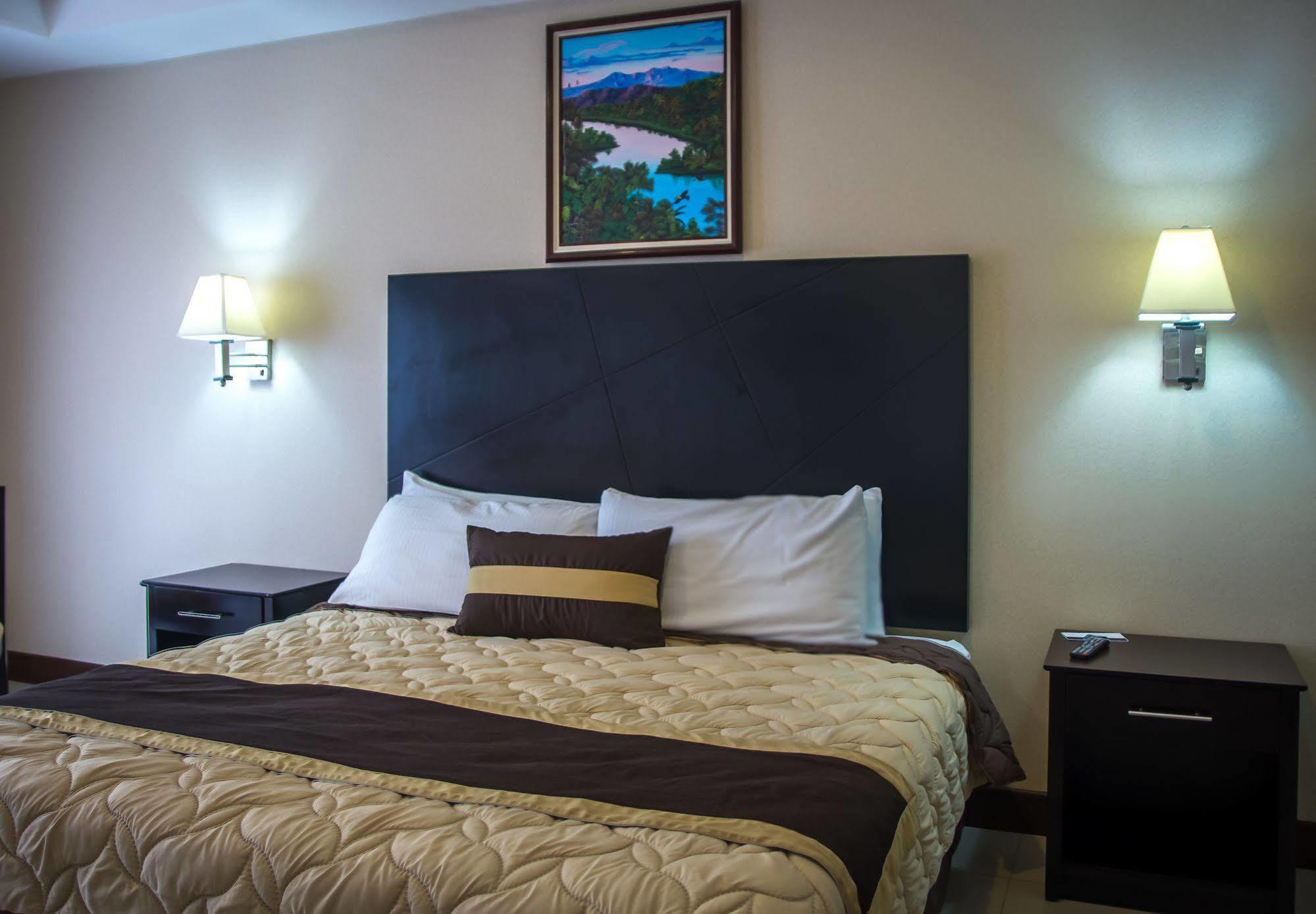 Hotel Y Restaurante El Guarco Cartago Dış mekan fotoğraf